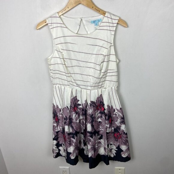 NWT She Sky Flare Dress White Floral Bohemian Sz Large New With Tags Skater Y2K - Picture 15 of 16